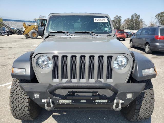 1C4HJXDGXJW227856 - 2018 JEEP WRANGLER U SPORT GRAY photo 5