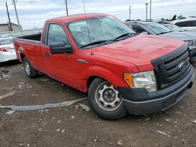 1FTMF1CM9DKF92402 - 2013 FORD F150 RED photo 4