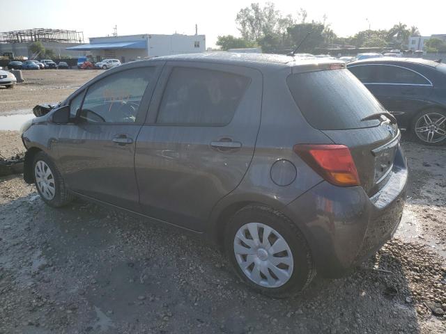 VNKKTUD36HA080946 - 2017 TOYOTA YARIS L GRAY photo 2