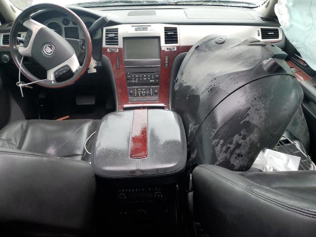 1GYS4HEF8BR378911 - 2011 CADILLAC ESCALADE ESV LUXURY WHITE photo 8