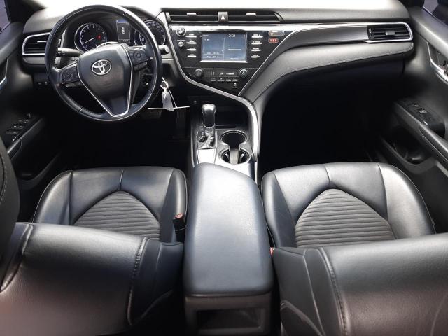 4T1B11HK4JU613276 - 2018 TOYOTA CAMRY L Schwarz Foto 8