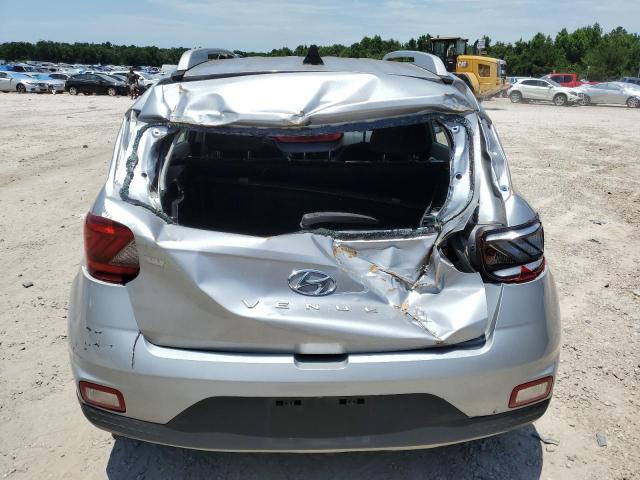 KMHRC8A34LU019097 - 2020 HYUNDAI VENUE SEL SILVER photo 6