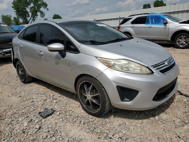 3FADP4BJ1BM198345 - 2011 FORD FIESTA SE SILVER photo 4