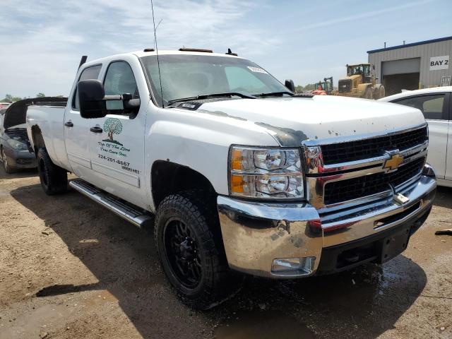 1GC4K0BG6AF142695 - 2010 CHEVROLET SILVERADO K3500 LT WHITE photo 4