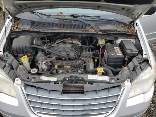 2A4RR4DE3AR309733 - 2011 CHRYSLER TOWN AND C LX SILVER photo 12