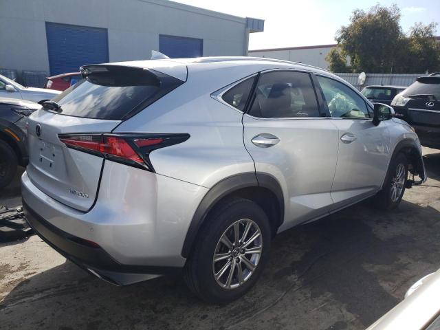 JTJBARBZ3J2155974 - 2018 LEXUS NX 300 BASE ვერცხლისფერი ფოტო 3