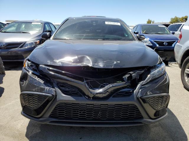 4T1G11AK2PU136162 - 2023 TOYOTA CAMRY SE NIGHT SHADE BLACK photo 5