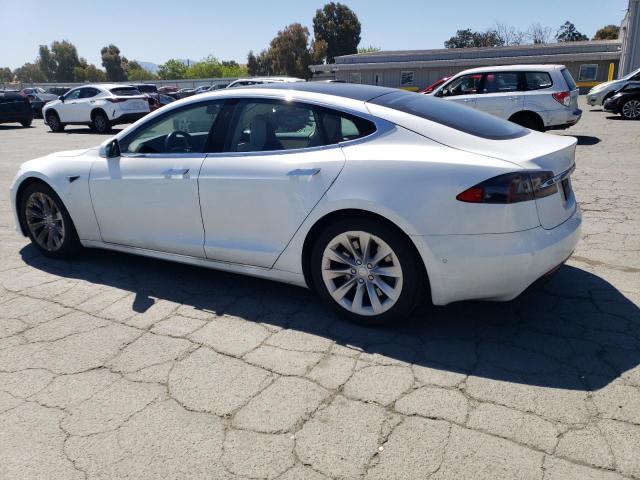 5YJSA1E26KF311667 - 2019 TESLA MODEL S WHITE photo 2