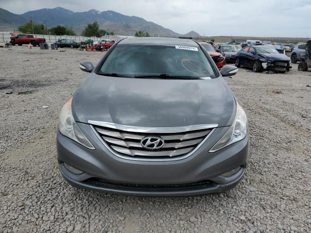 5NPEC4AC3DH563579 - 2013 HYUNDAI SONATA SE GRAY photo 5