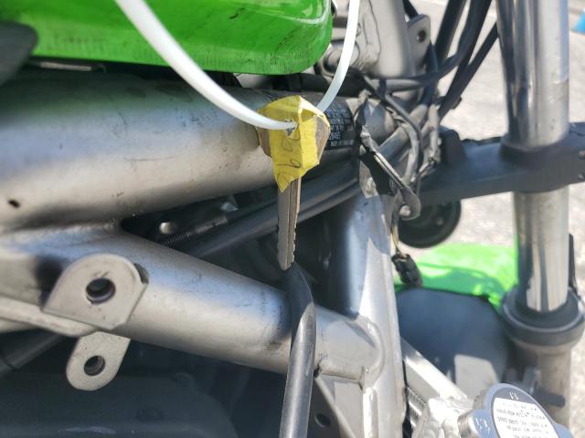 JKAEXEC199DA28465 - 2009 KAWASAKI EX650 C 绿色 照片 8