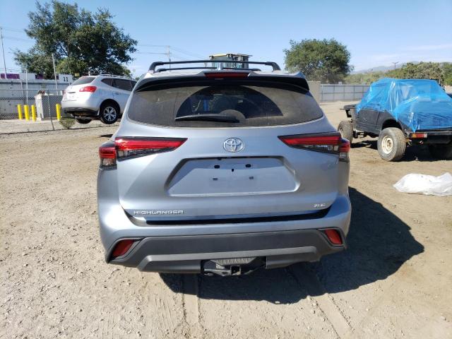 5TDHZRAH5NS132404 - 2022 TOYOTA HIGHLANDER XLE Turquesa foto 6