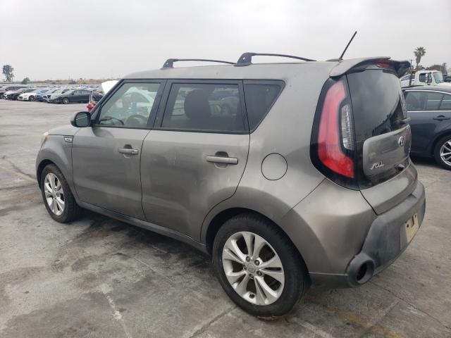 KNDJP3A53F7188170 - 2015 KIA SOUL + SILVER photo 2