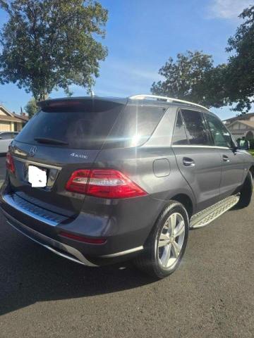 4JGDA5HBXCA021904 - 2012 MERCEDES-BENZ ML 350 4MATIC BLUE photo 4