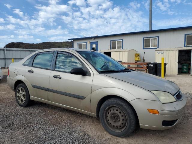 1FAFP34N77W293972 - 2007 FORD FOCUS ZX4 BEIGE photo 4