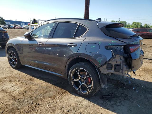 ZASPAKBN3N7D26414 - 2022 ALFA ROMEO STELVIO TI BLUE photo 2