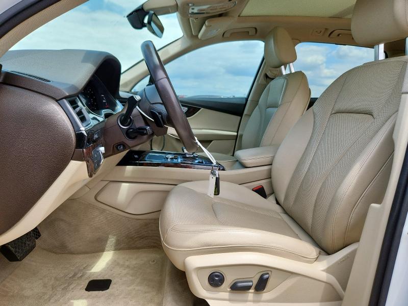 WA1VAAF77JD010946 - 2018 AUDI Q7 PRESTIGE Ақ фото 7
