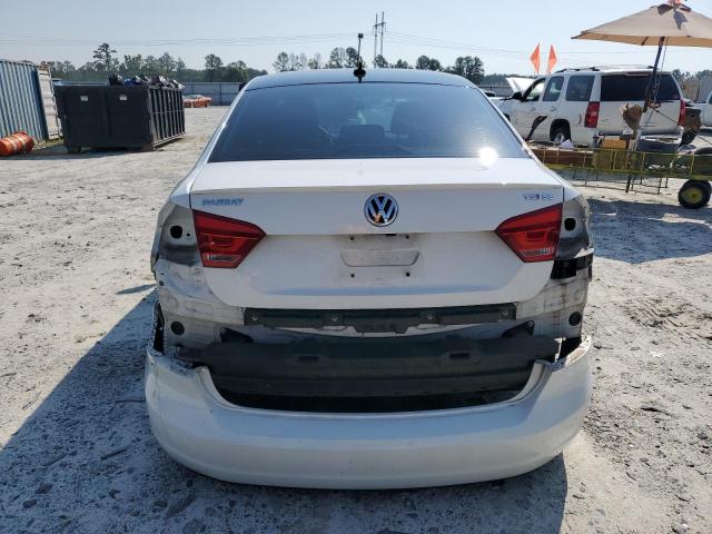 1VWBS7A3XFC097684 - 2015 VOLKSWAGEN PASSAT SE WHITE photo 6