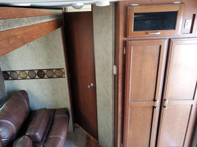 4YDT33220FT412802 - 2015 KEYSTONE PASSPORT TWO TONE photo 5