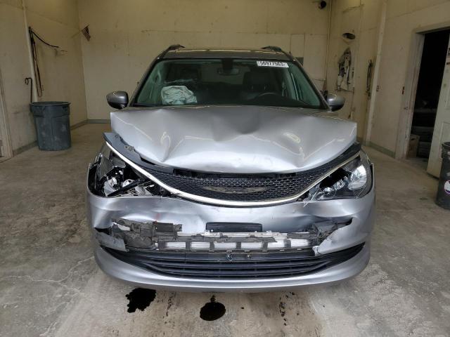 2C4RC1DG0LR157520 - 2020 CHRYSLER VOYAGER LXI SILVER photo 5