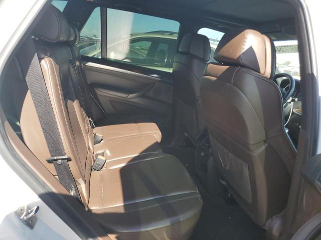 5UXFE8C5XAL311886 - 2010 BMW X5 XDRIVE48I WHITE photo 11