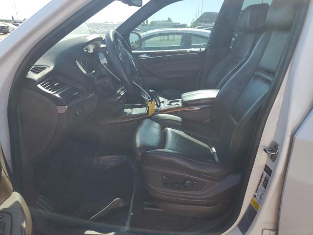 5UXFE8C5XAL311886 - 2010 BMW X5 XDRIVE48I WHITE photo 7