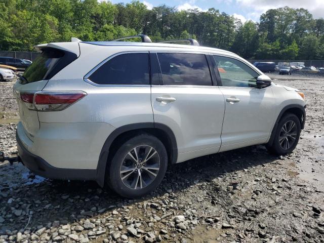 5TDJKRFHXGS352798 - 2016 TOYOTA HIGHLANDER XLE WHITE photo 3