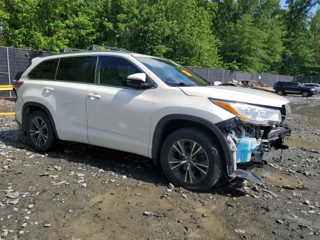 5TDJKRFHXGS352798 - 2016 TOYOTA HIGHLANDER XLE WHITE photo 4