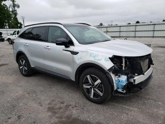 5XYRL4LC5NG087973 - 2022 KIA SORENTO S SILVER photo 4