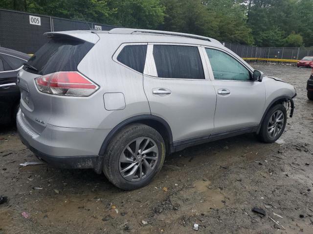 5N1AT2MVXFC924560 - 2015 NISSAN ROGUE S SILVER photo 3