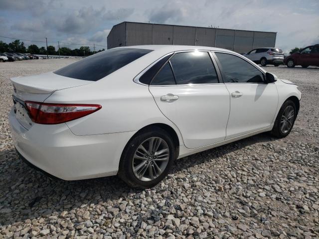 4T1BF1FK8FU927475 - 2015 TOYOTA CAMRY LE WHITE photo 3