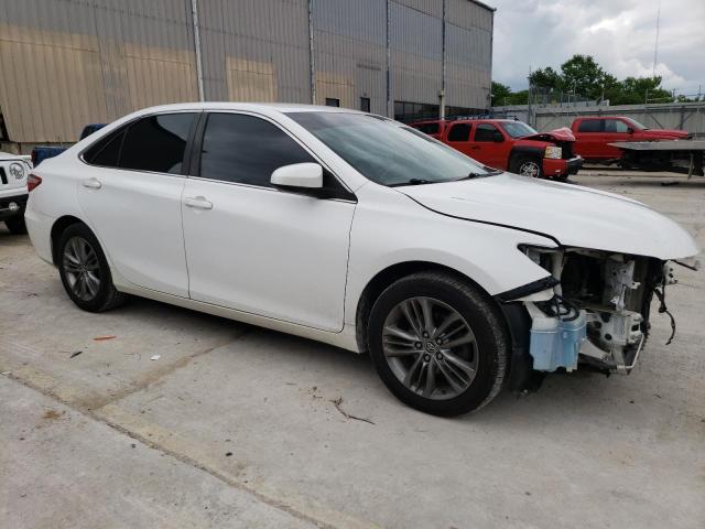 4T1BF1FK8FU927475 - 2015 TOYOTA CAMRY LE WHITE photo 4