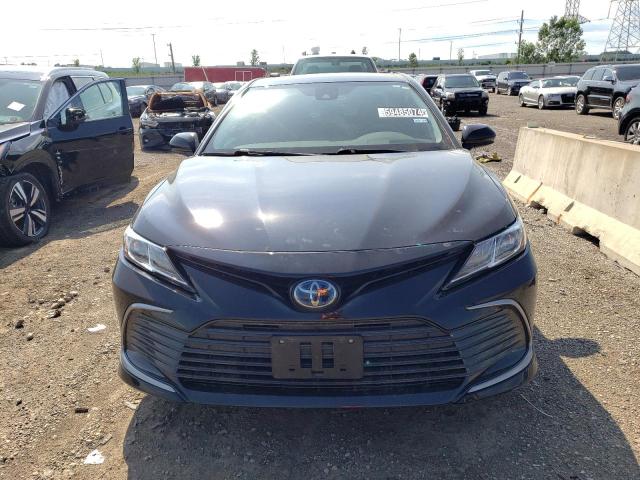 4T1C31AK7NU573760 - 2022 TOYOTA CAMRY LE Schwarz Foto 5