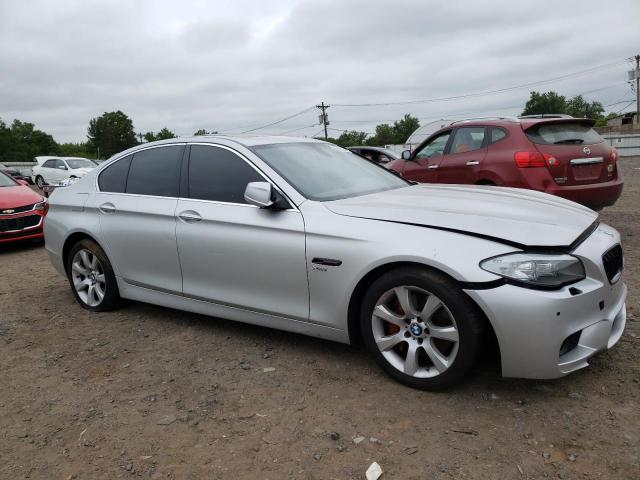 WBAFU9C53BC785204 - 2011 BMW 550 XI SILVER photo 4