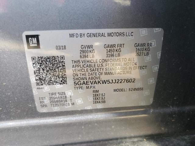 5GAEVAKW5JJ227602 - 2018 BUICK ENCLAVE ESSENCE ნაცრისფერი ფოტო 13