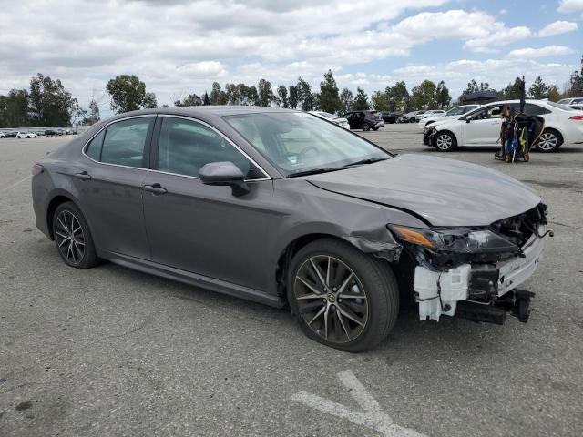 4T1T11AK7PU788676 - 2023 TOYOTA CAMRY SE NIGHT SHADE GRAY photo 4