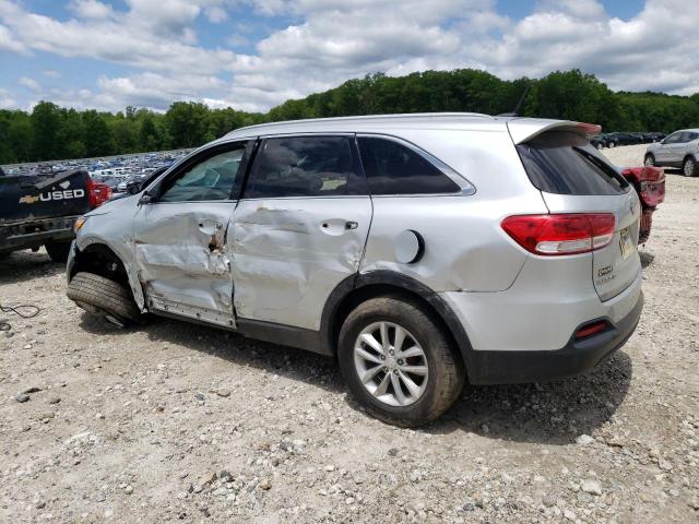 5XYPGDA52JG368008 - 2018 KIA SORENTO LX SILVER photo 2