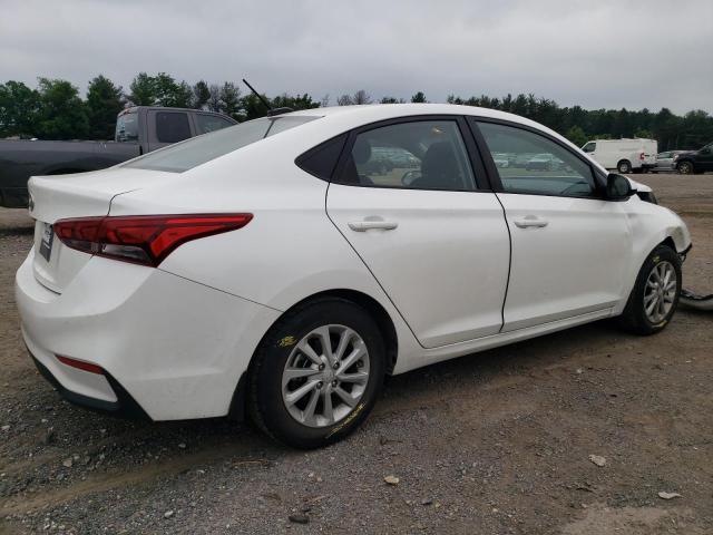 3KPC24A37JE022495 - 2018 HYUNDAI ACCENT SE WHITE photo 3