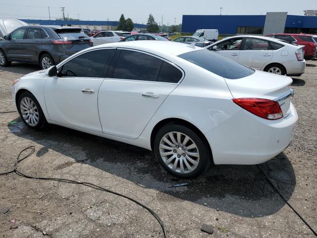 2G4GS5EV4D9184215 - 2013 BUICK REGAL PREMIUM WHITE photo 2