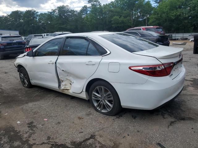 4T1BF1FK2HU673426 - 2017 TOYOTA CAMRY LE WHITE photo 2