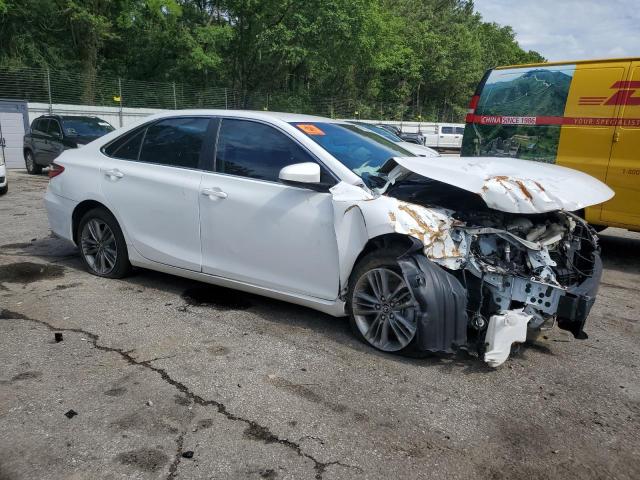 4T1BF1FK2HU673426 - 2017 TOYOTA CAMRY LE WHITE photo 4