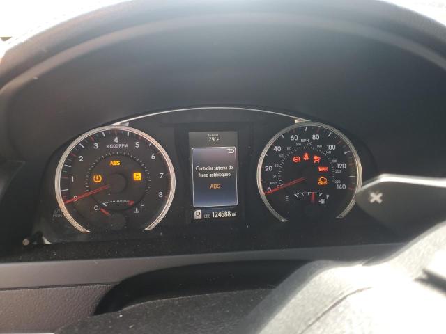 4T1BF1FK2HU673426 - 2017 TOYOTA CAMRY LE WHITE photo 9