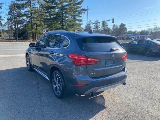 WBXHU7C54K3H46479 - 2019 BMW X1 SDRIVE28I GRAY photo 4