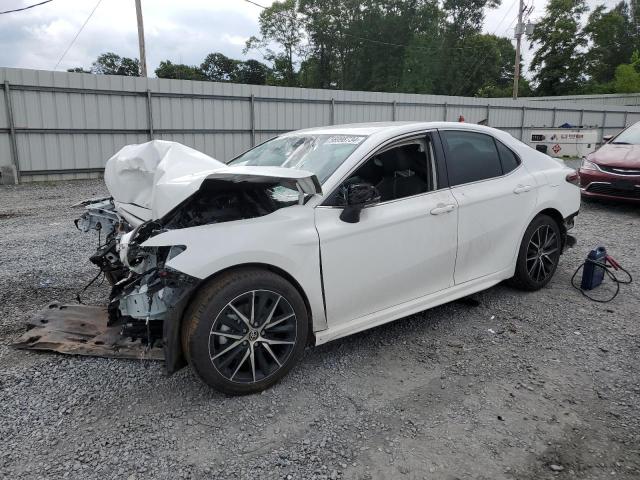 4T1G11AK7PU733565 - 2023 TOYOTA CAMRY SE NIGHT SHADE WHITE photo 1