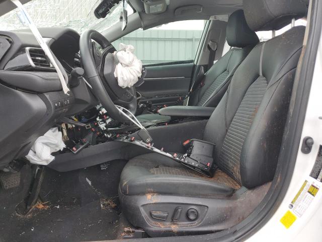 4T1G11AK7PU733565 - 2023 TOYOTA CAMRY SE NIGHT SHADE WHITE photo 7