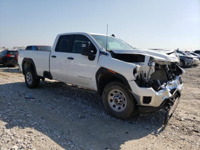 1GT59SE78MF102890 - 2021 GMC SIERRA K3500 WHITE photo 4