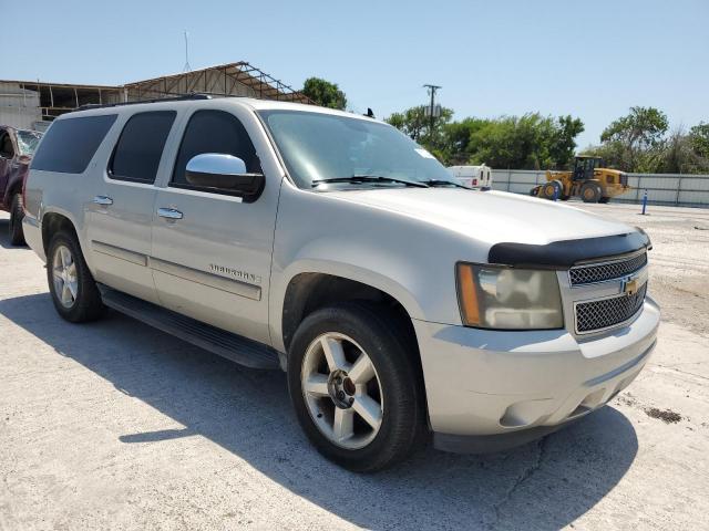 1GNFC16048R131381 - 2008 CHEVROLET SUBURBAN C1500  LS SILVER photo 4