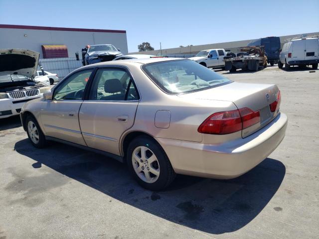 1HGCG6694YA100689 - 2000 HONDA ACCORD SE GOLD photo 2