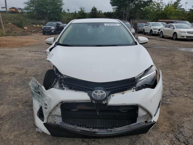 5YFBURHE0HP667427 - 2017 TOYOTA COROLLA L WHITE photo 5