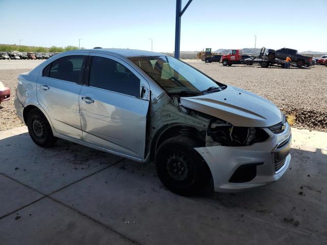 1G1JB5SH0H4168751 - 2017 CHEVROLET SONIC LS 银色 照片 4