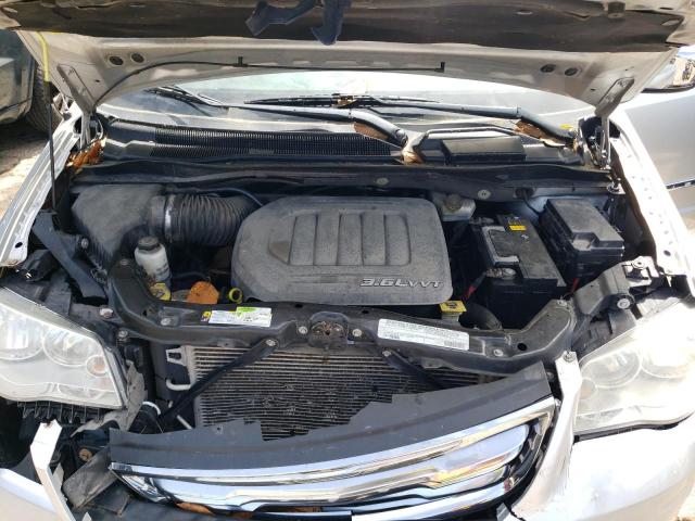 2C4RC1CG5CR266668 - 2012 CHRYSLER TOWN & COU TOURING L SILVER photo 12